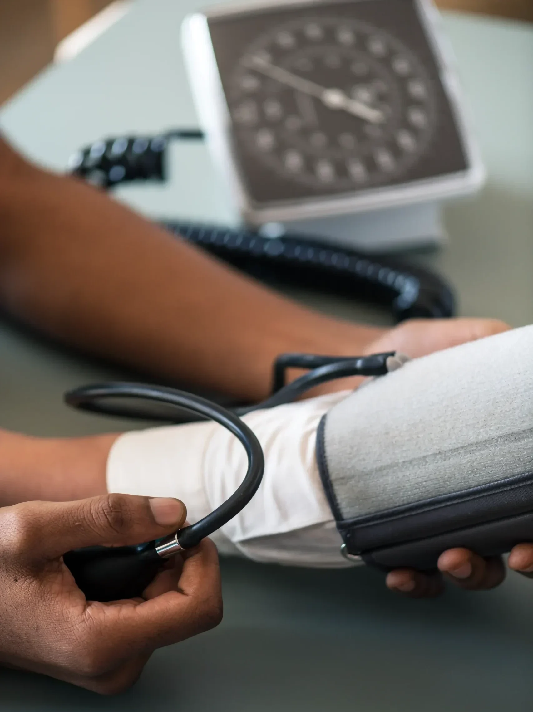 nurse-measuring-patient-blood-pressure